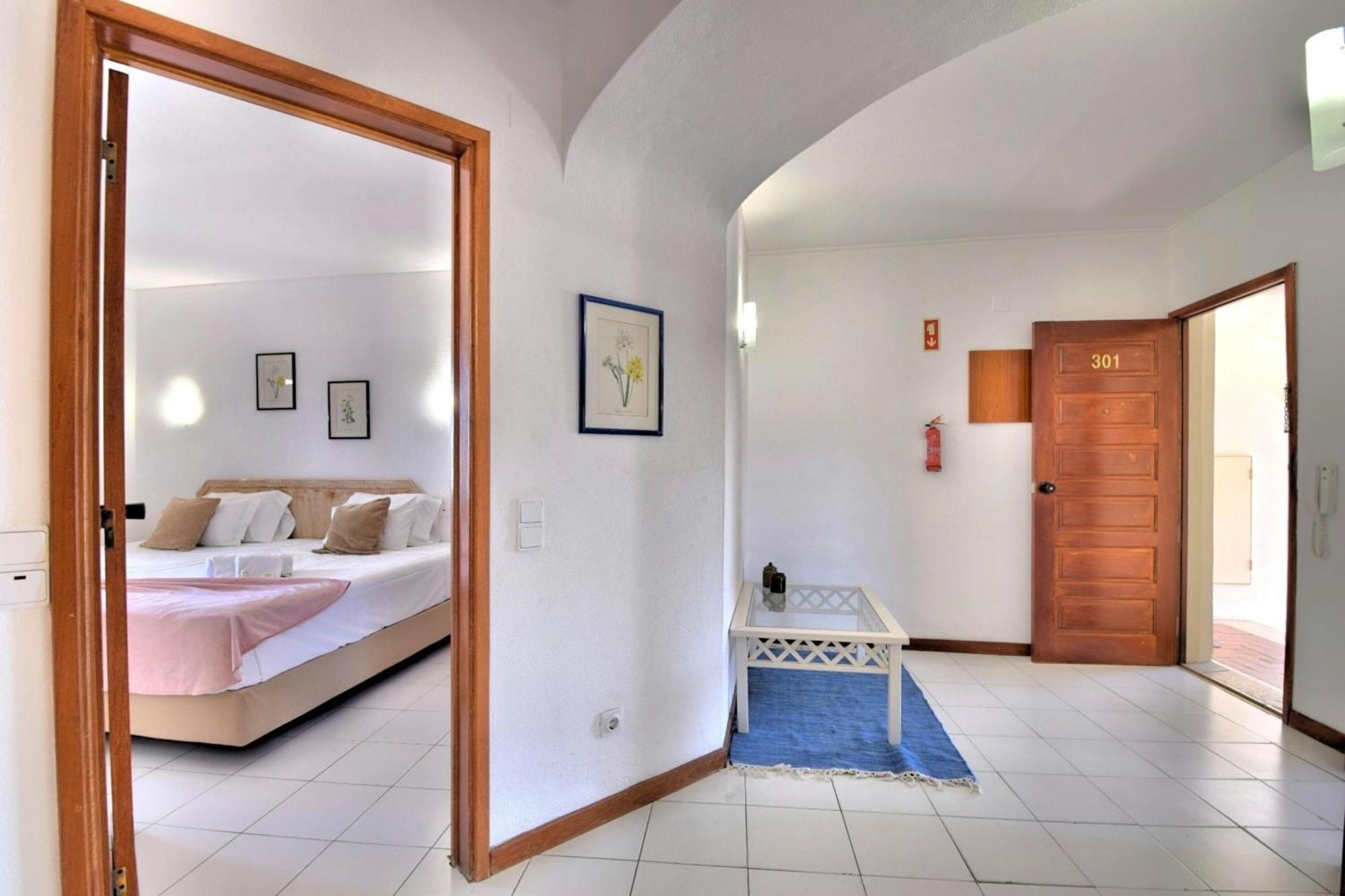 Bellavista Avenida By Beguest Aparthotel อัลบูเฟรา ภายนอก รูปภาพ