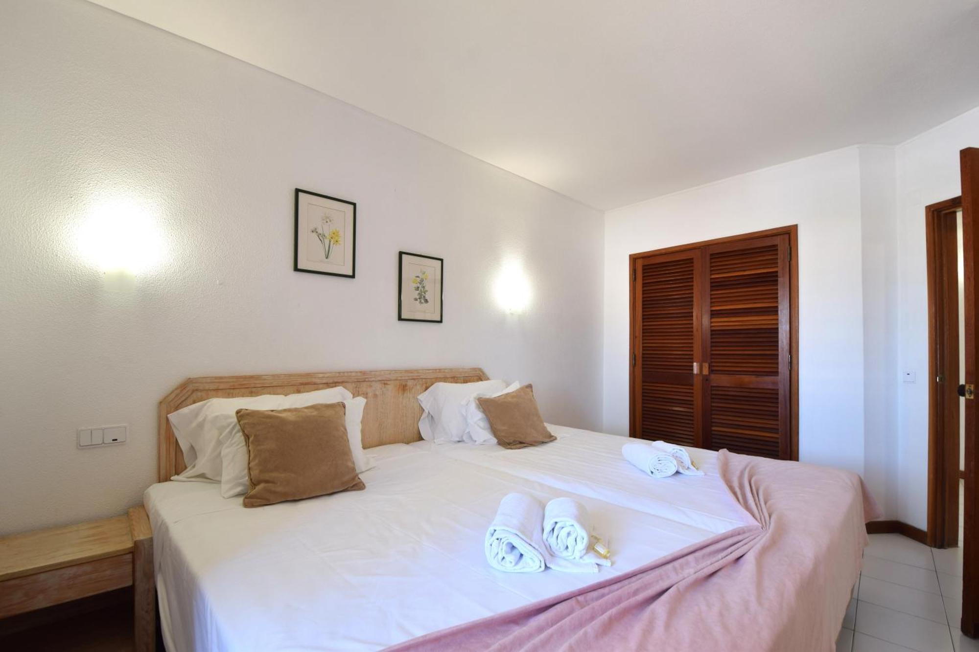 Bellavista Avenida By Beguest Aparthotel อัลบูเฟรา ภายนอก รูปภาพ