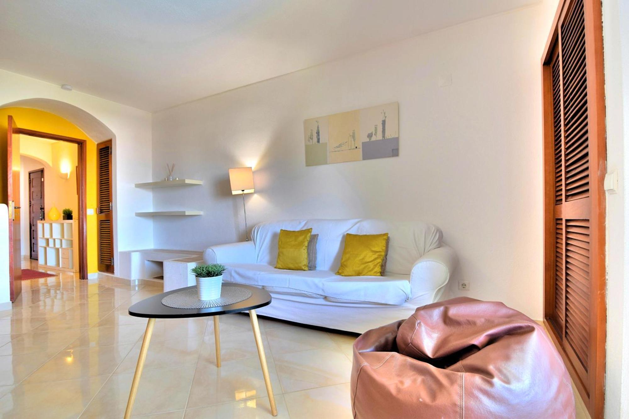 Bellavista Avenida By Beguest Aparthotel อัลบูเฟรา ภายนอก รูปภาพ