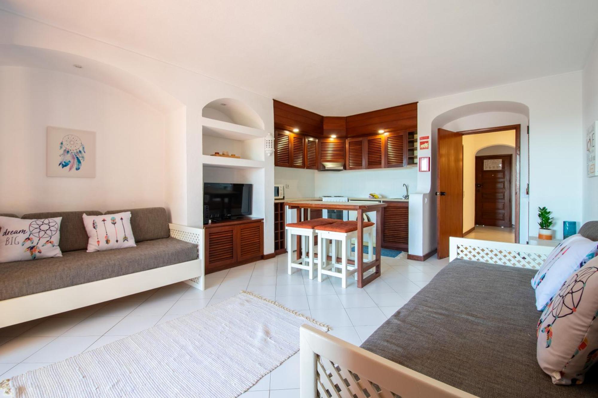 Bellavista Avenida By Beguest Aparthotel อัลบูเฟรา ภายนอก รูปภาพ