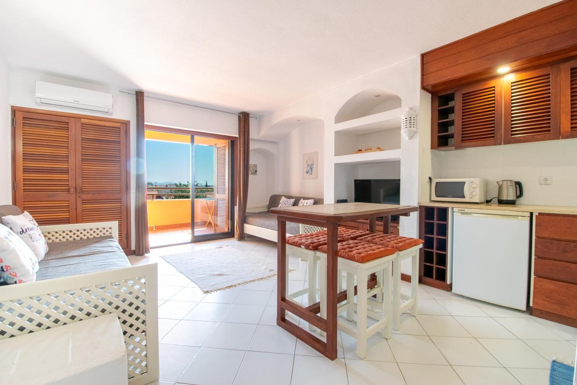 Bellavista Avenida By Beguest Aparthotel อัลบูเฟรา ภายนอก รูปภาพ